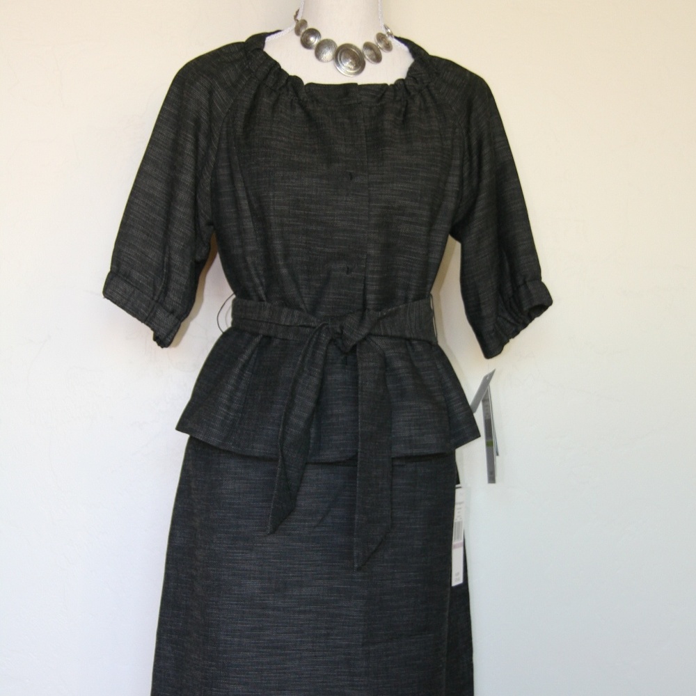 Stunning Sharagano black summer suit